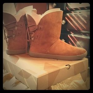 UGG (koolaburra) size 7 boots